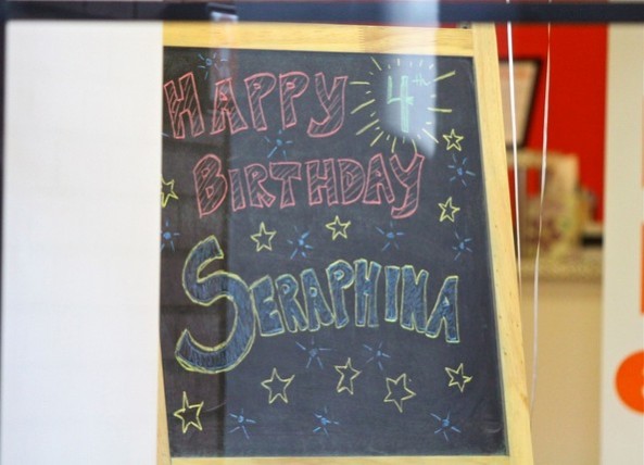 Ben+Affleck+family+celebrating+Seraphina+birthday+cs_x6urp1hjl